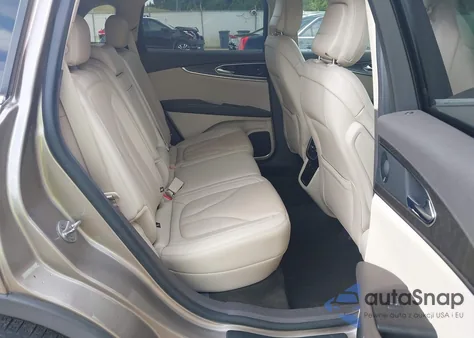 2020 Lincoln Nautilus Reserve z USA, uszkodzony, nr VIN 2LMPJ8KP6LBL26456